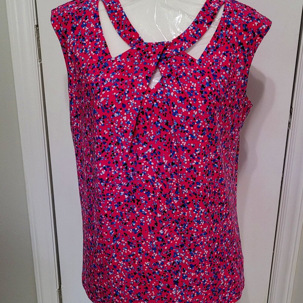 Kasper Lined Sleeveless Top with Decorative Neckline